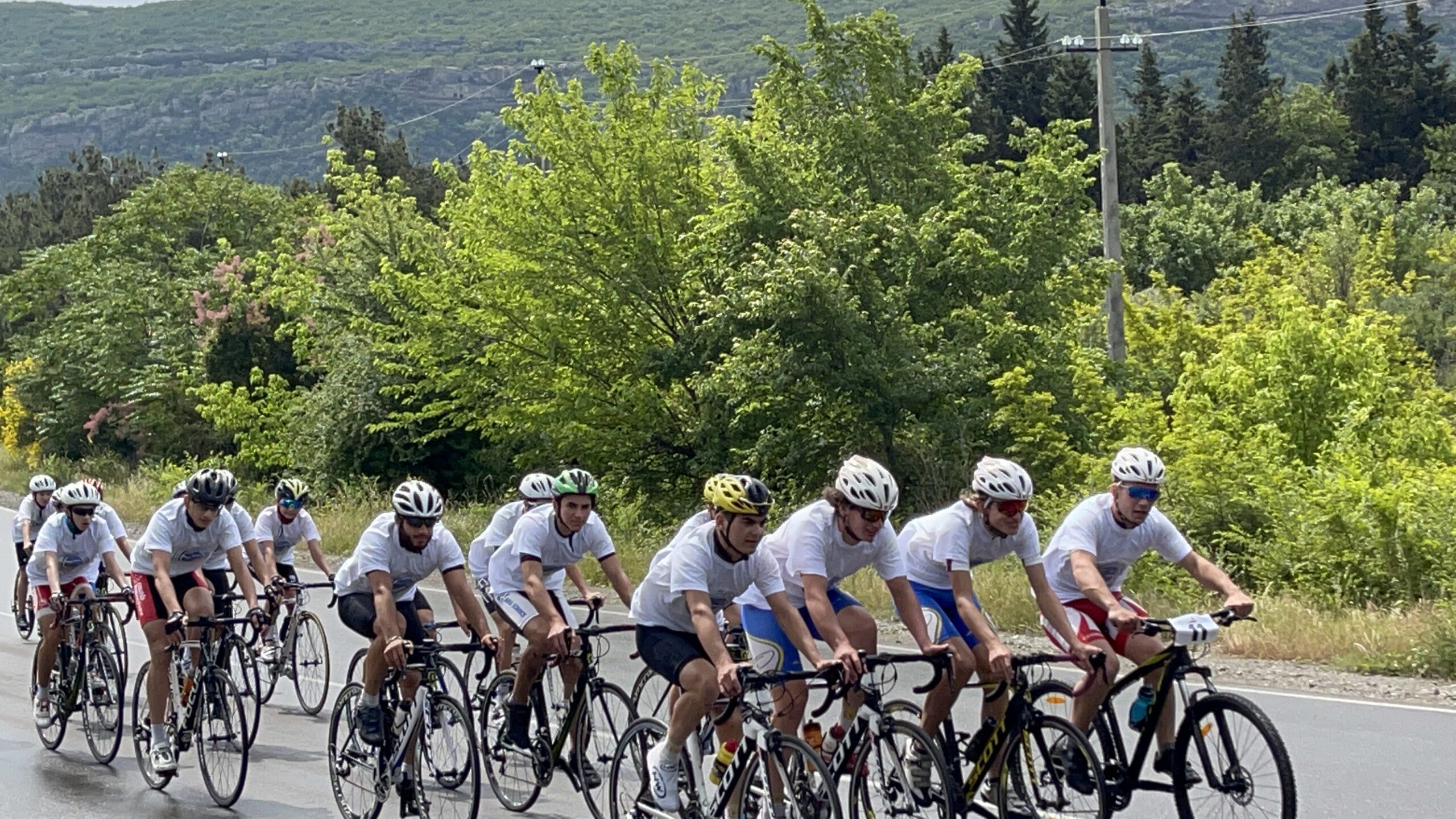 The Embassy of Turkmenistan in Georgia held amassive cycling race dedicated to the World Bicycle Day